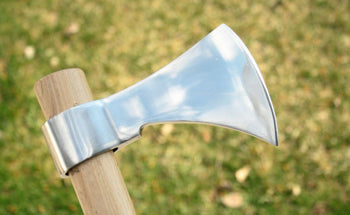 What is the Difference Between a Mattock & a Pick Axe? –